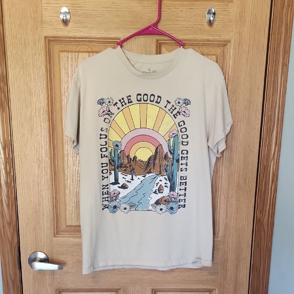Cream Short Sleeve Graphic Tee